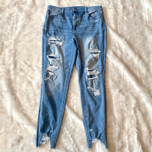 American Eagle Outfitters Denim - AEO super hi rise distressed jegging size 14